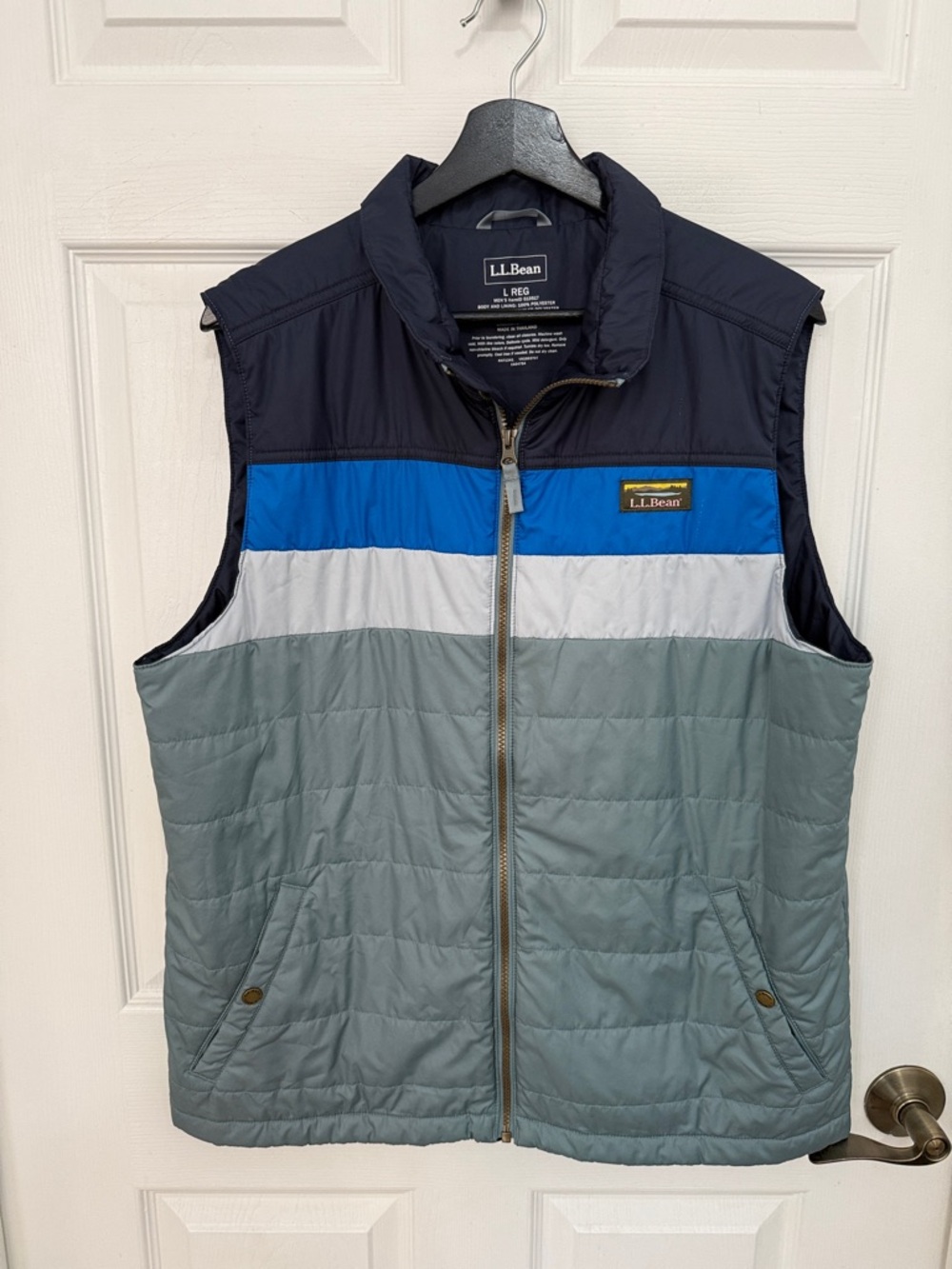 L.L.Bean Men's Mountain Classic Puffer vest